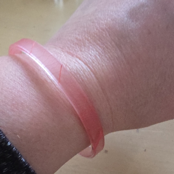 Pink Leaf Pattern Bangle - Picture 3 of 3